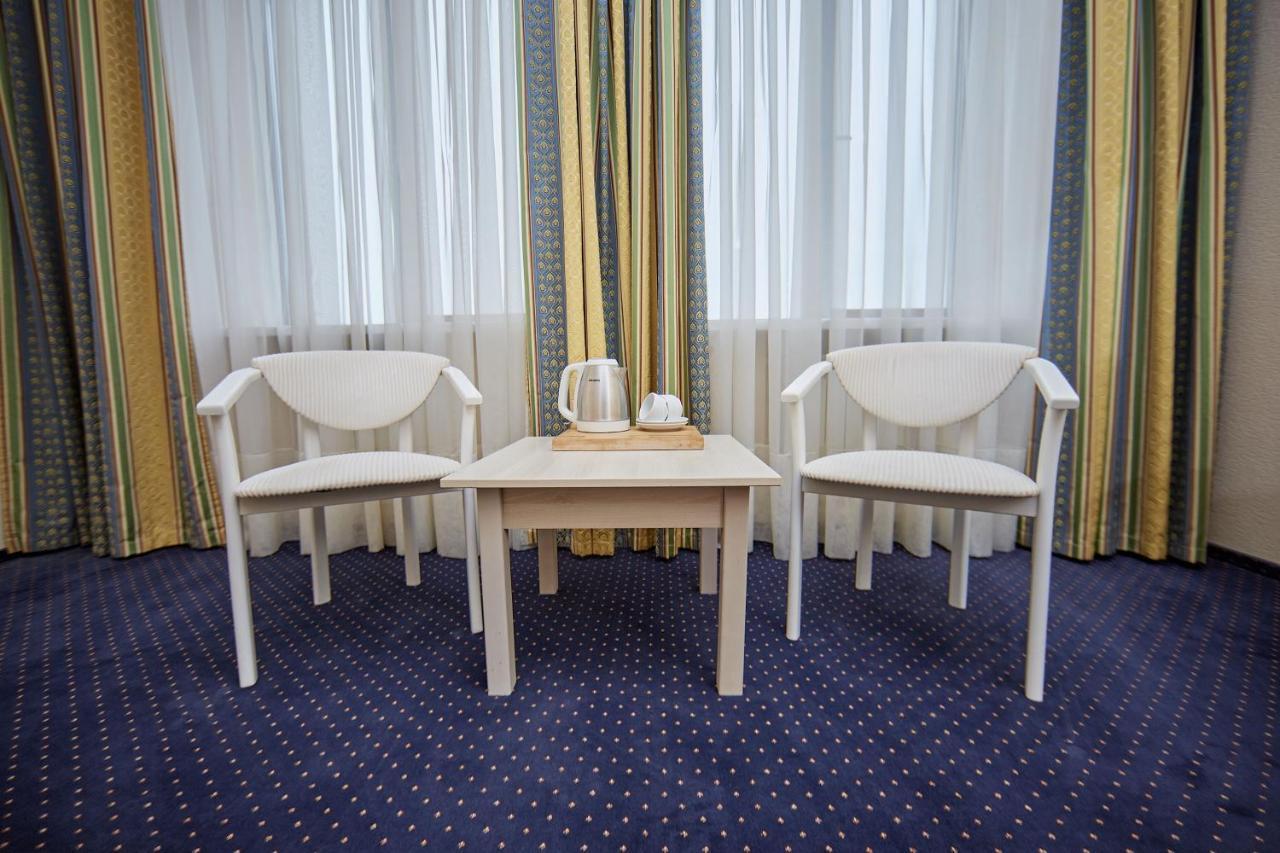 Platium Spa&Resort Kozyn Εξωτερικό φωτογραφία