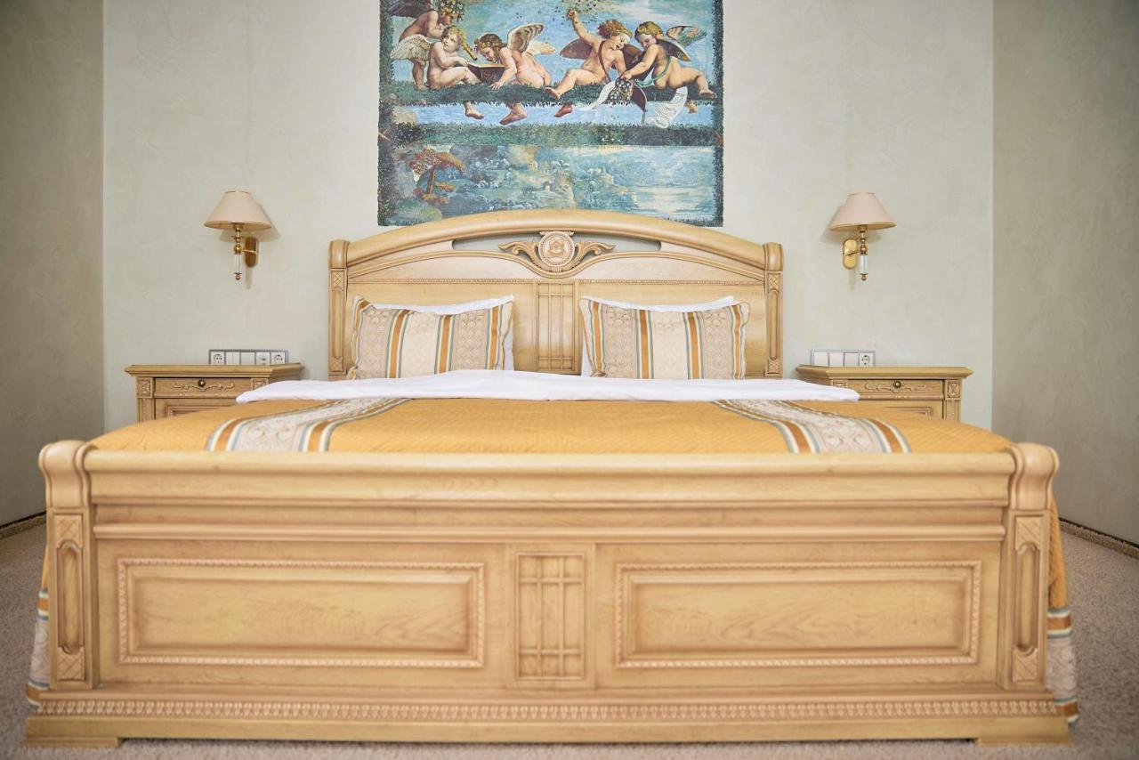 Platium Spa&Resort Kozyn Εξωτερικό φωτογραφία