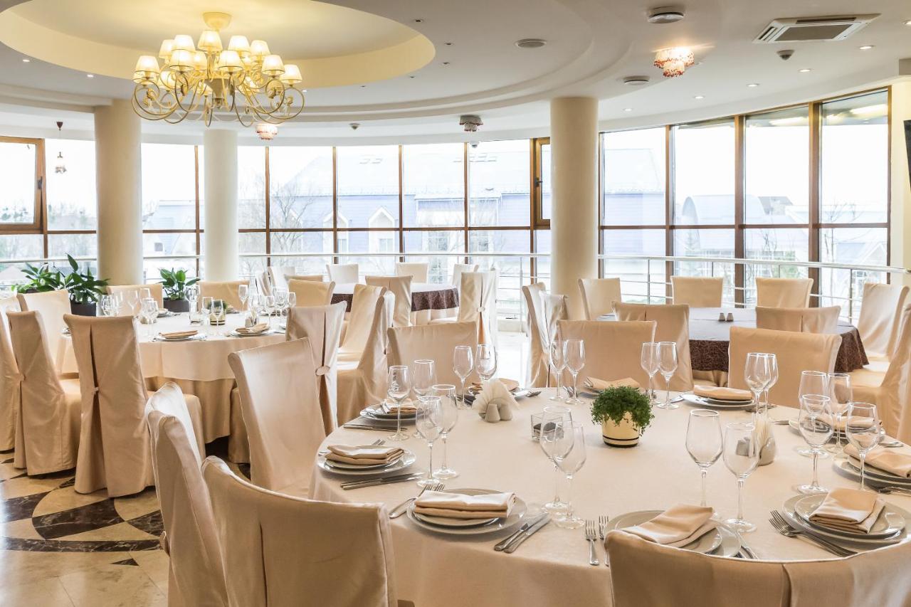 Platium Spa&Resort Kozyn Εξωτερικό φωτογραφία